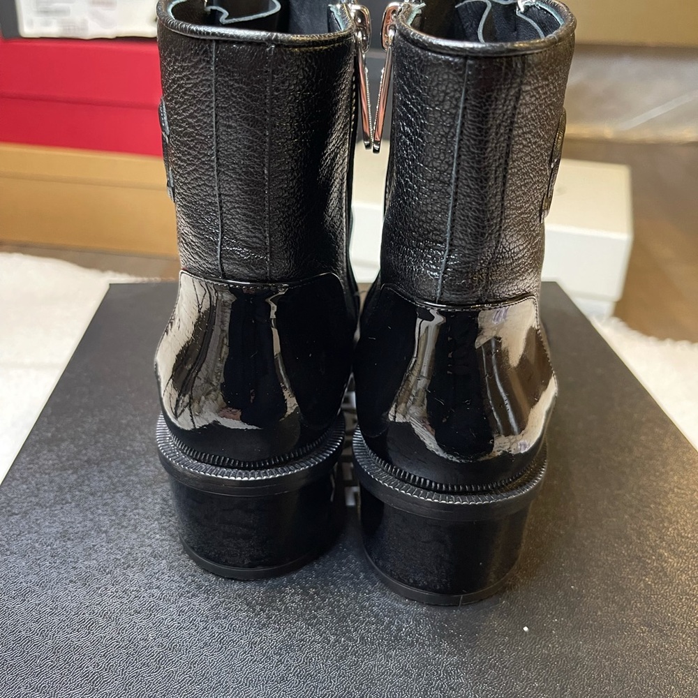 Chanel boots - Picture 4 of 6